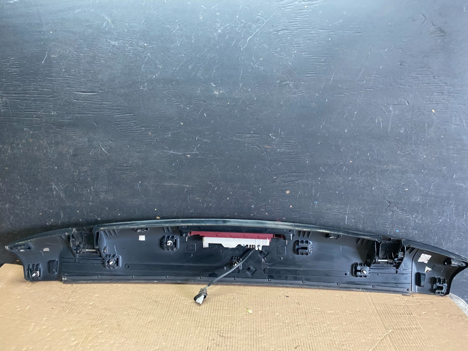2009 to 2015 Honda Pilot Rear Trunk Spoiler Gate Oem P5991 DG7