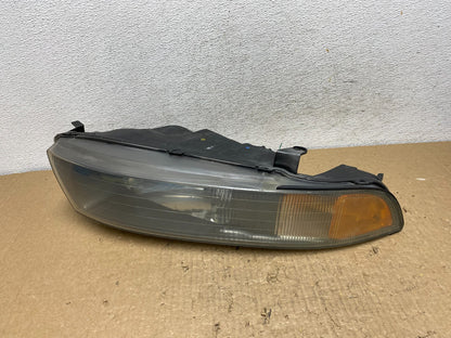 2002 to 2003 Mitsubishi Galant Left Driver LH Side Headlight AF8204 DW0