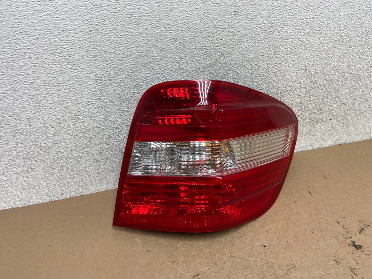 2006 - 2008 Mercedes ML 350 Ml-Class Right Passenger Tail Light DEPO AF4988 LK2