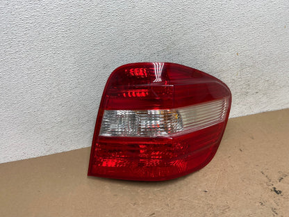 2006 - 2008 Mercedes ML 350 Ml-Class Right Passenger Tail Light DEPO AF4988 LK2