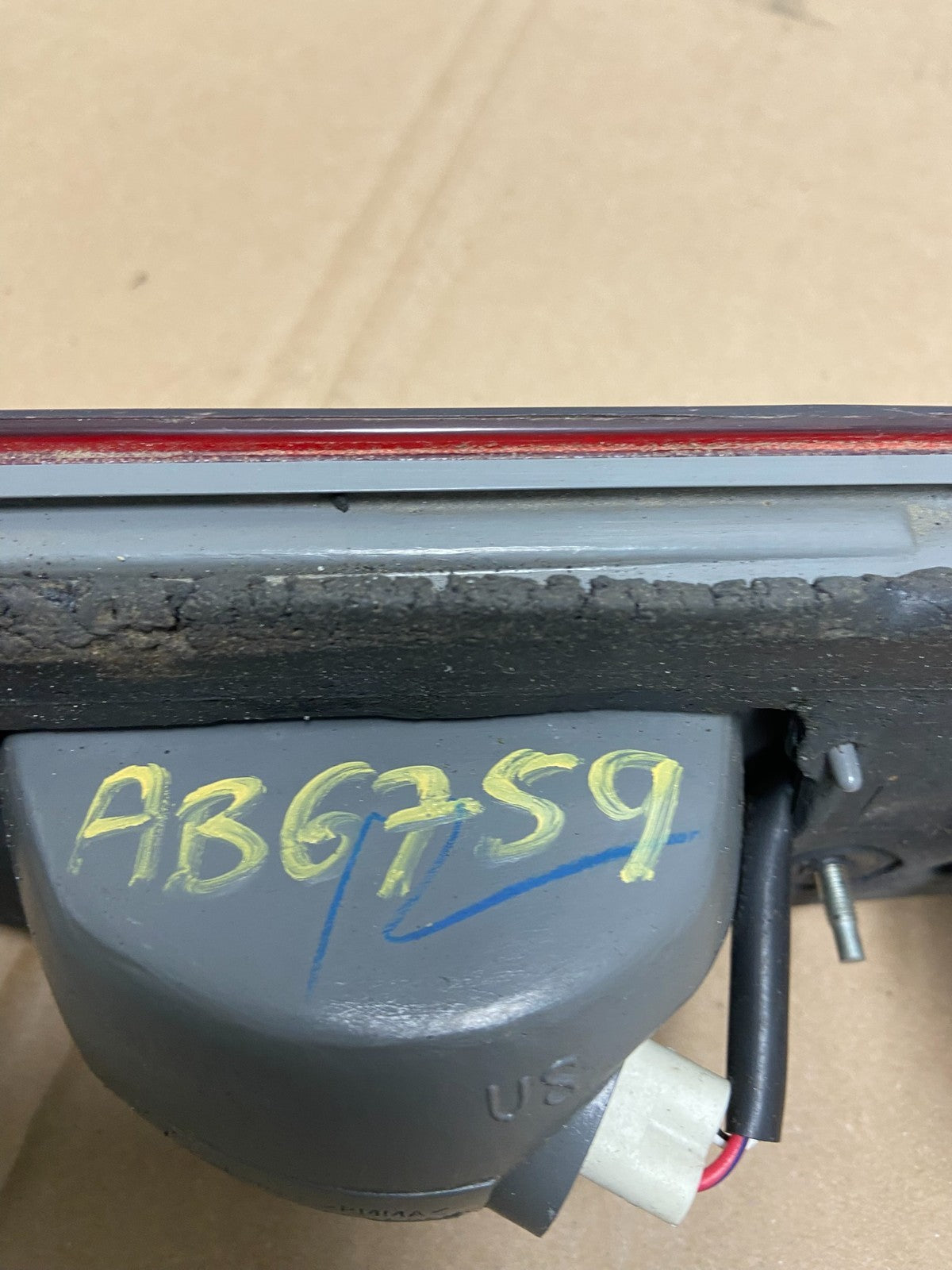 1997 1998 1999 Toyota Camry Tail Light Inner Left Driver LH Inner Oem AB6759 DW7