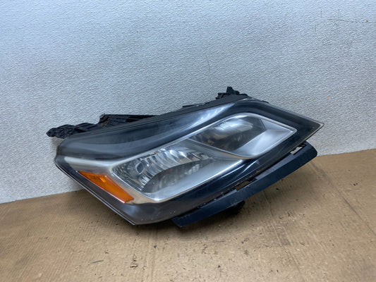 2013-2017 Chevrolet Traverse Right Passenger Side Halogen Headlight AA7156 DW0