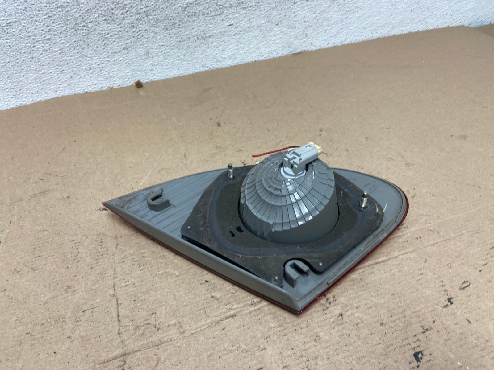 2003-2008 Toyota Corolla Inner Passenger Right RH Side Tail Light AF4602 LK4
