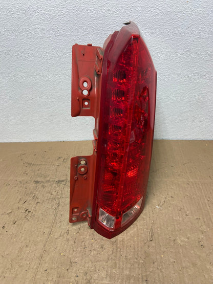 2010 to 2016 Cadillac Srx Right Passenger Rh Side Tail Light OEM AC0161 LK0