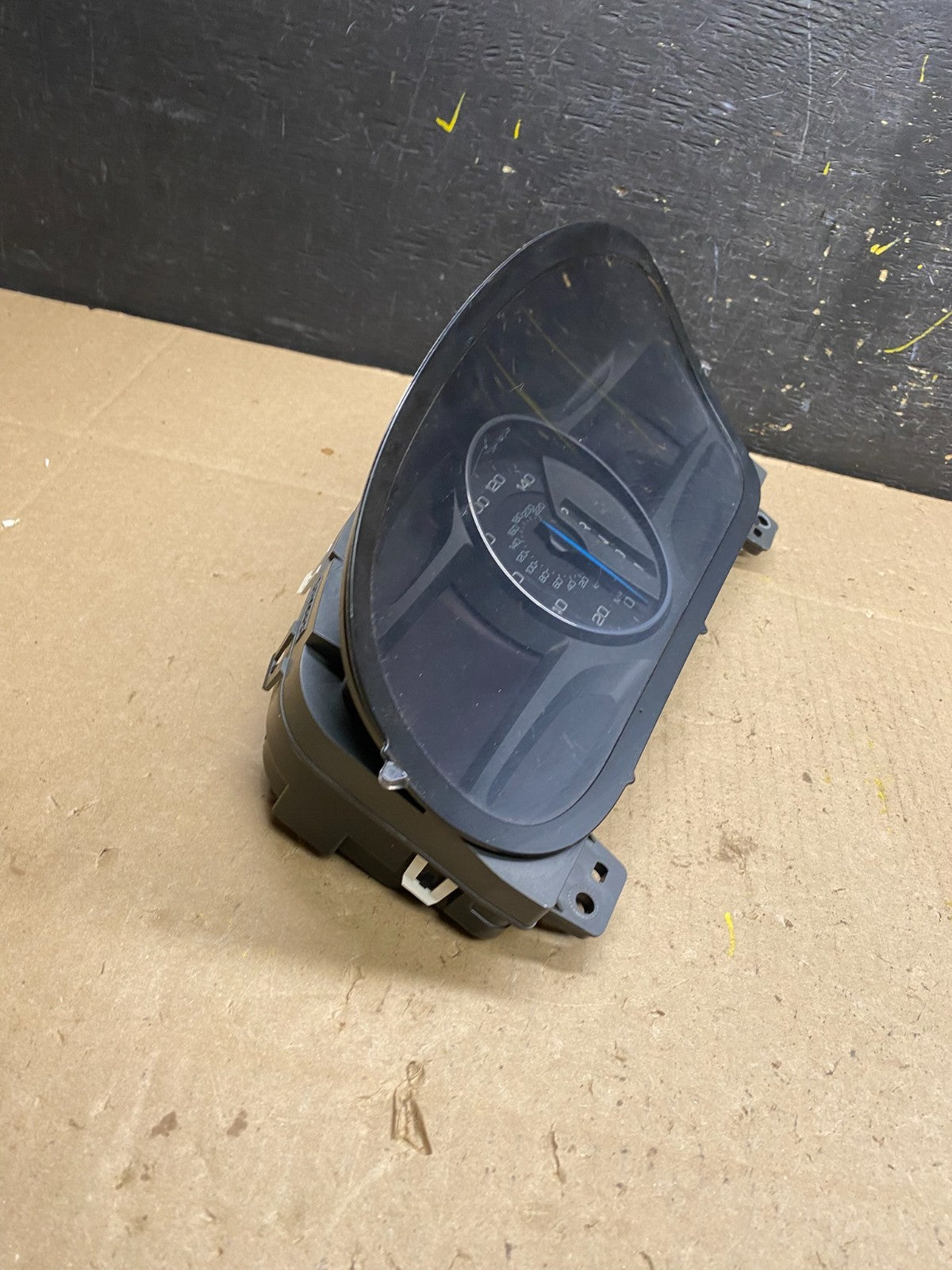 2011 Ford Edge Gauge Speedometer Cluster t9323 DG1