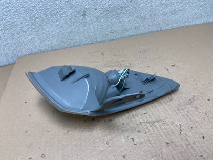 2000 - 2001 Toyota Camry Front Left Driver Lh Turn Signal AB2474 DW4