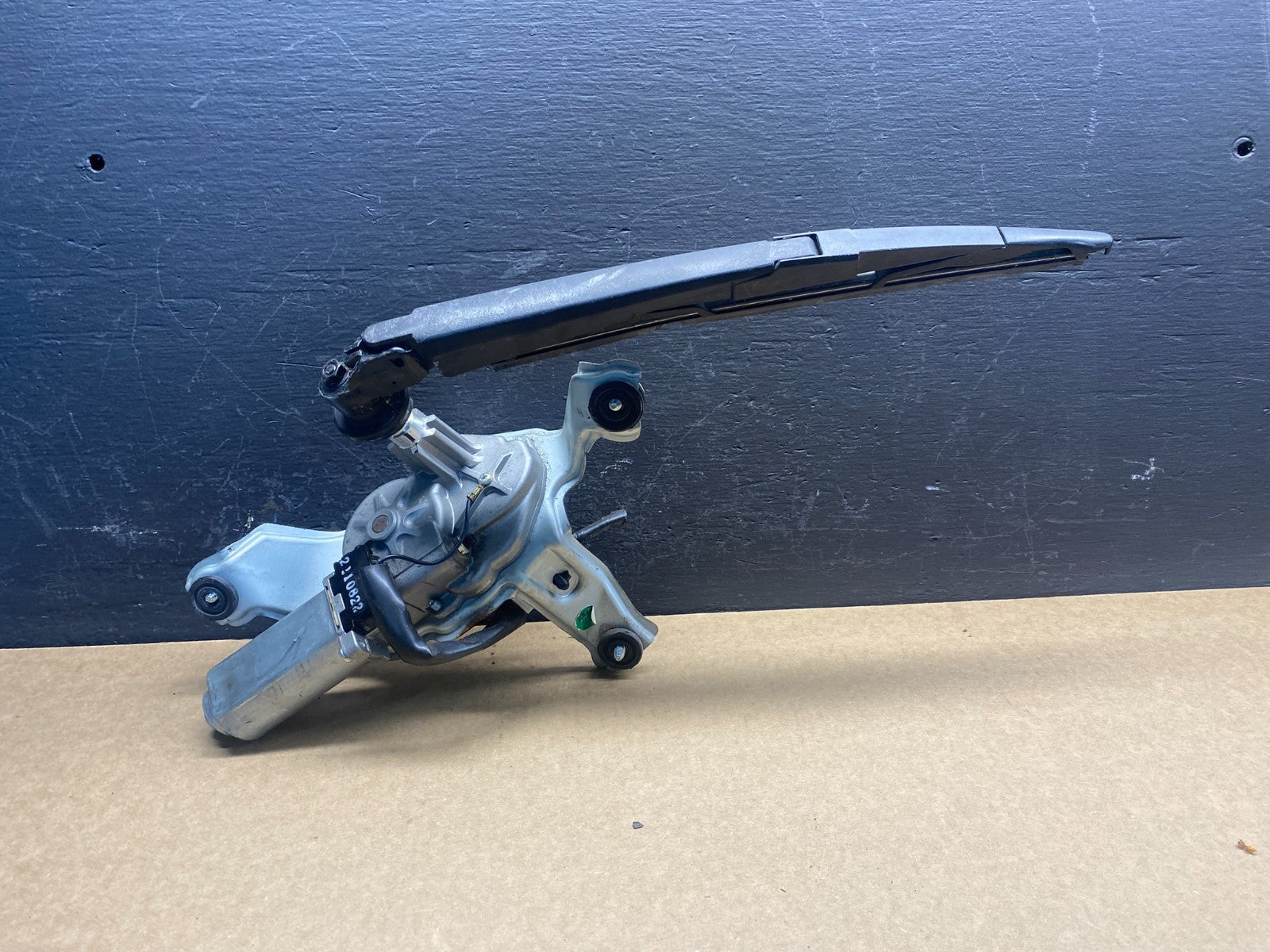 2012-2016 Kia Rio Rear Glass Windshield Wiper Motor AC7027 DG0