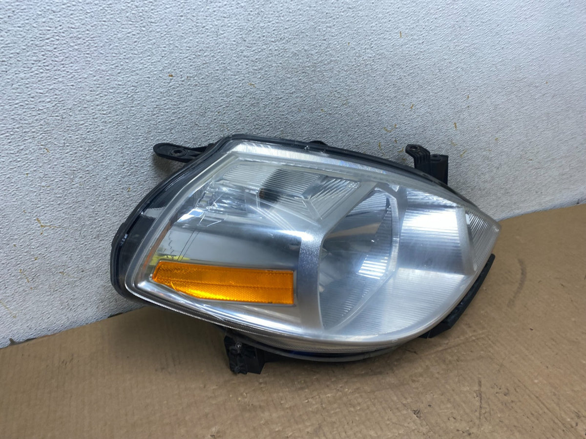 2008 to 2012 Nissan Versa Headlight Right Passenger Rh Side AI7891 DW2