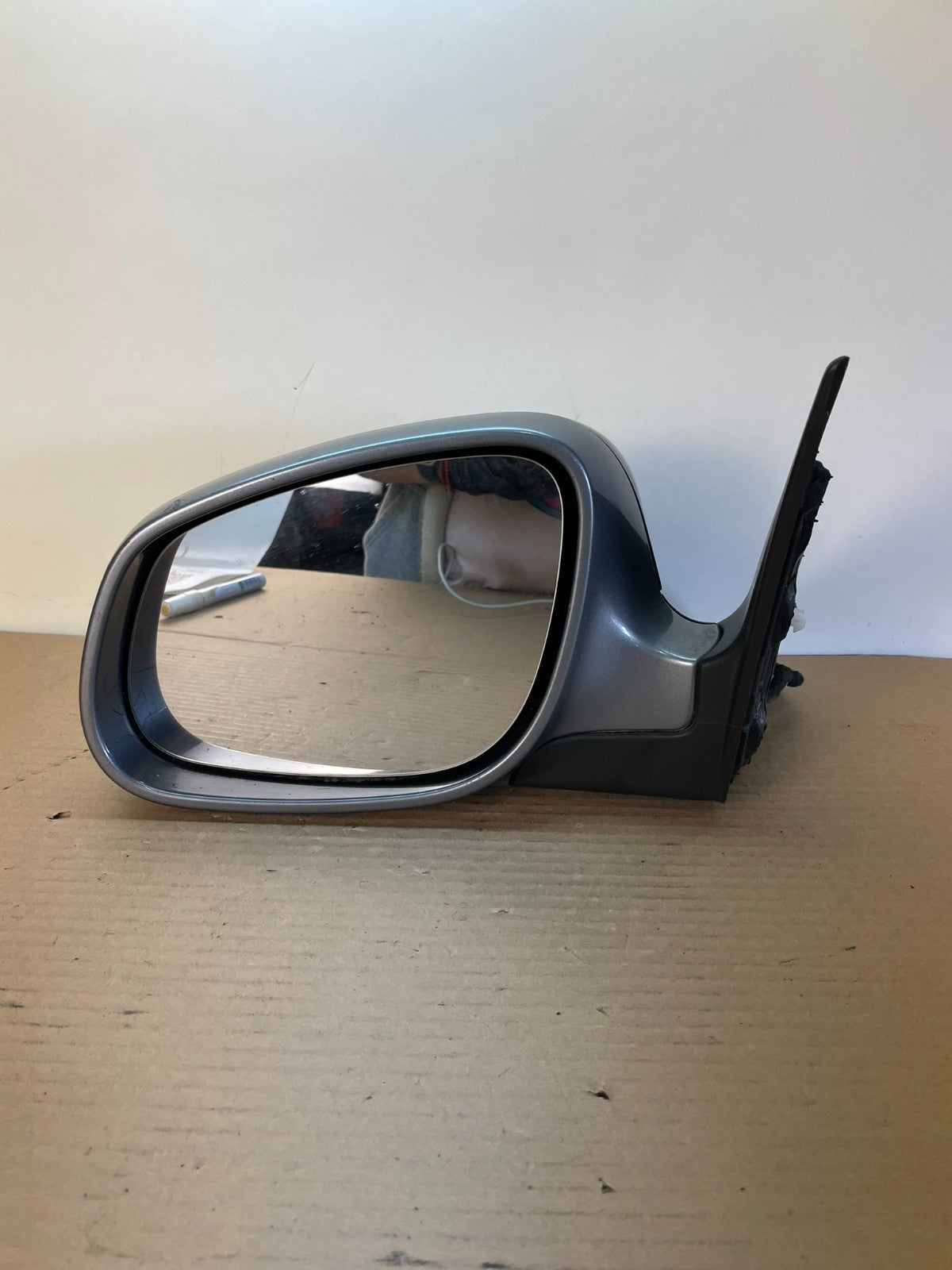 2003 to 2006 Porsche Cayenne Left Driver LH Door Mirror AH8694 DG9