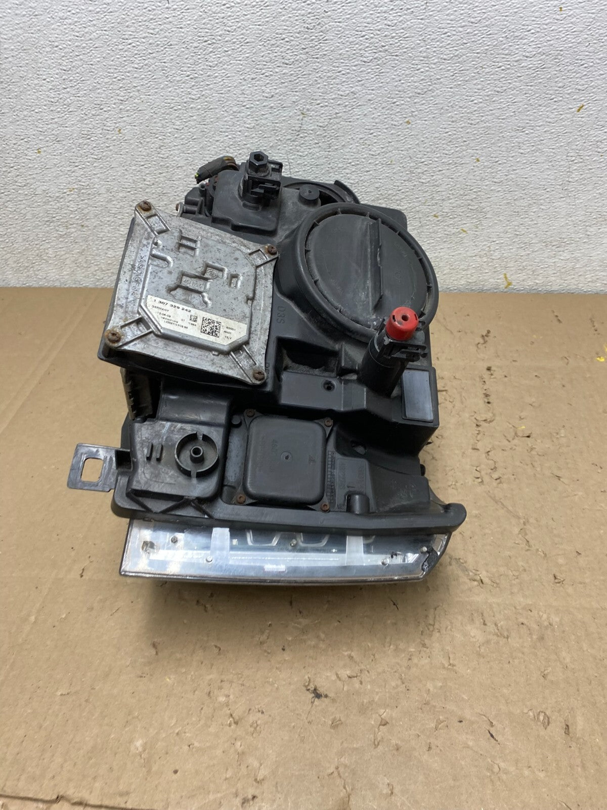 2010 to 2012 Land Rover Range Rover L322 Right Xenon Hid Headlight N3526 DW10