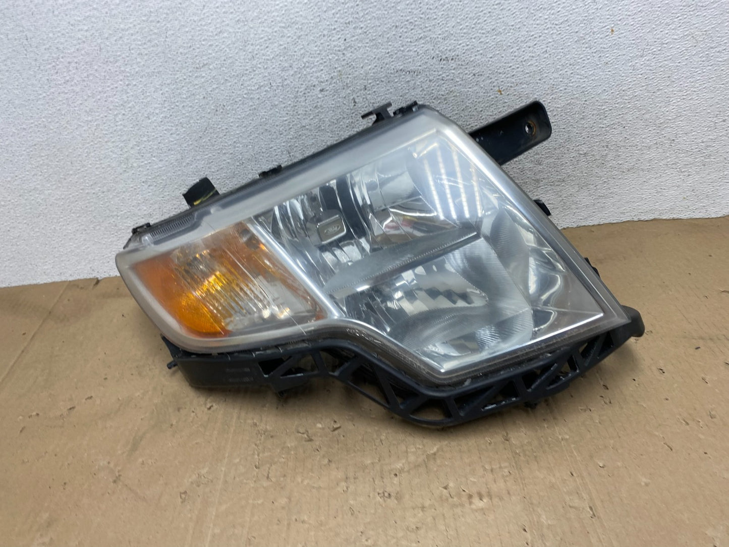 2007 to 2010 Ford Edge Right Passenger RH Halogen Headlight AE9254 DW0