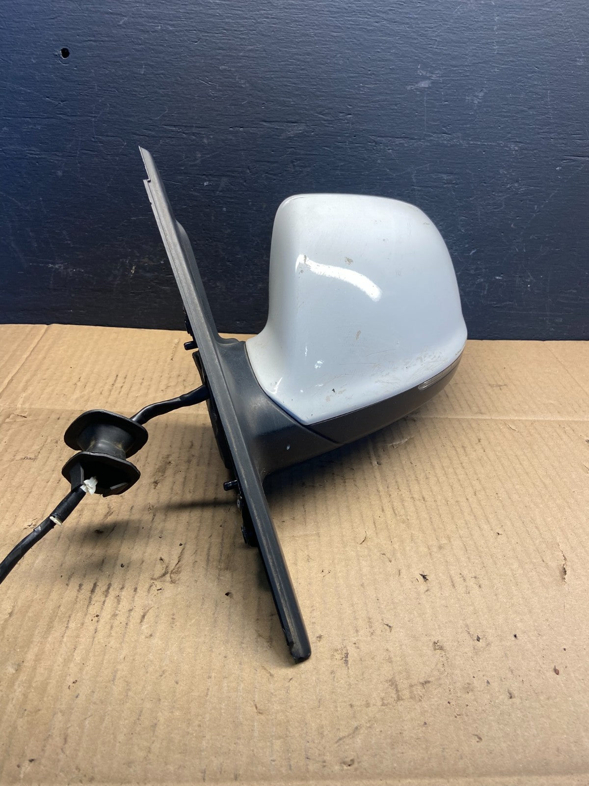 2009 to 2012 Audi Q5 Left Driver LH Side Door View Power Mirror AD2967 DW1