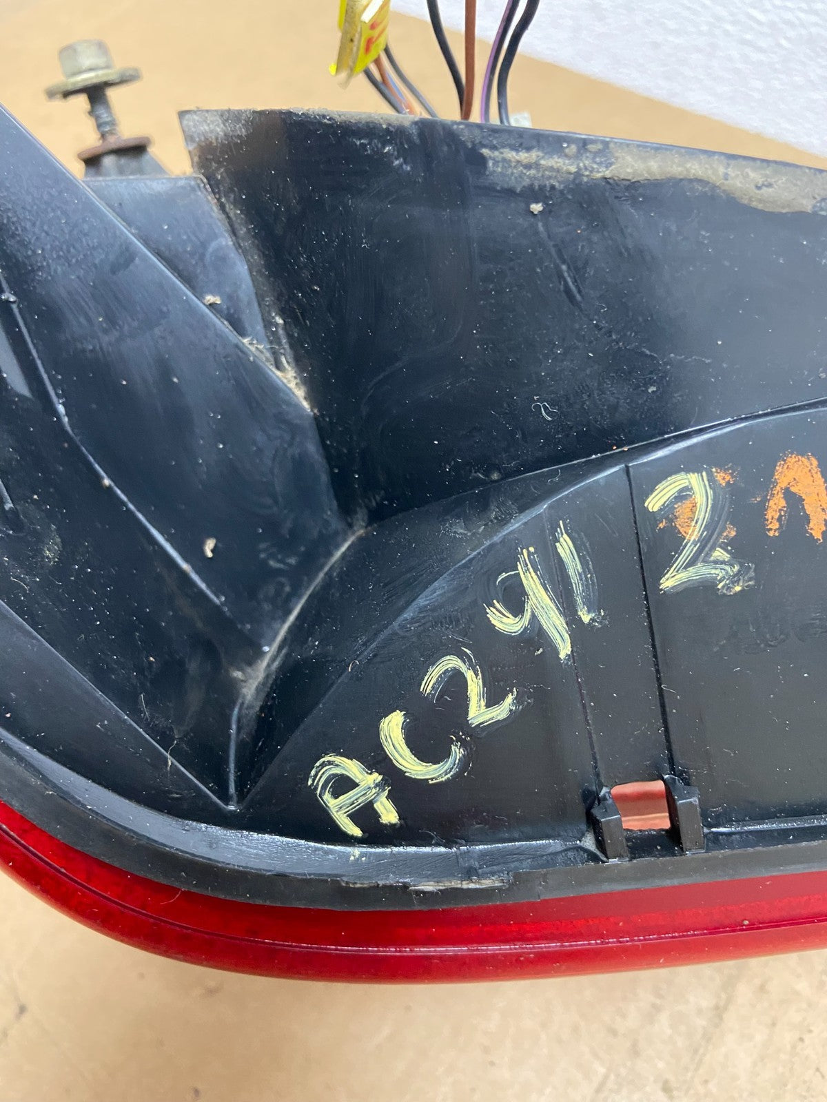 1994 Lincoln Continental Right Passenger Rh Side Tail Light Oe AC2912 DG8