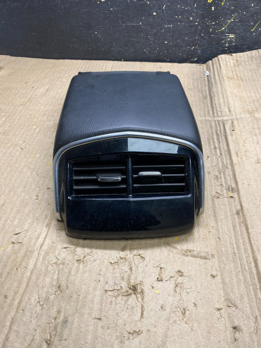 2013 to 2017 Cadillac XTS Rear Center Console Air Vent OEM X1988 DG0