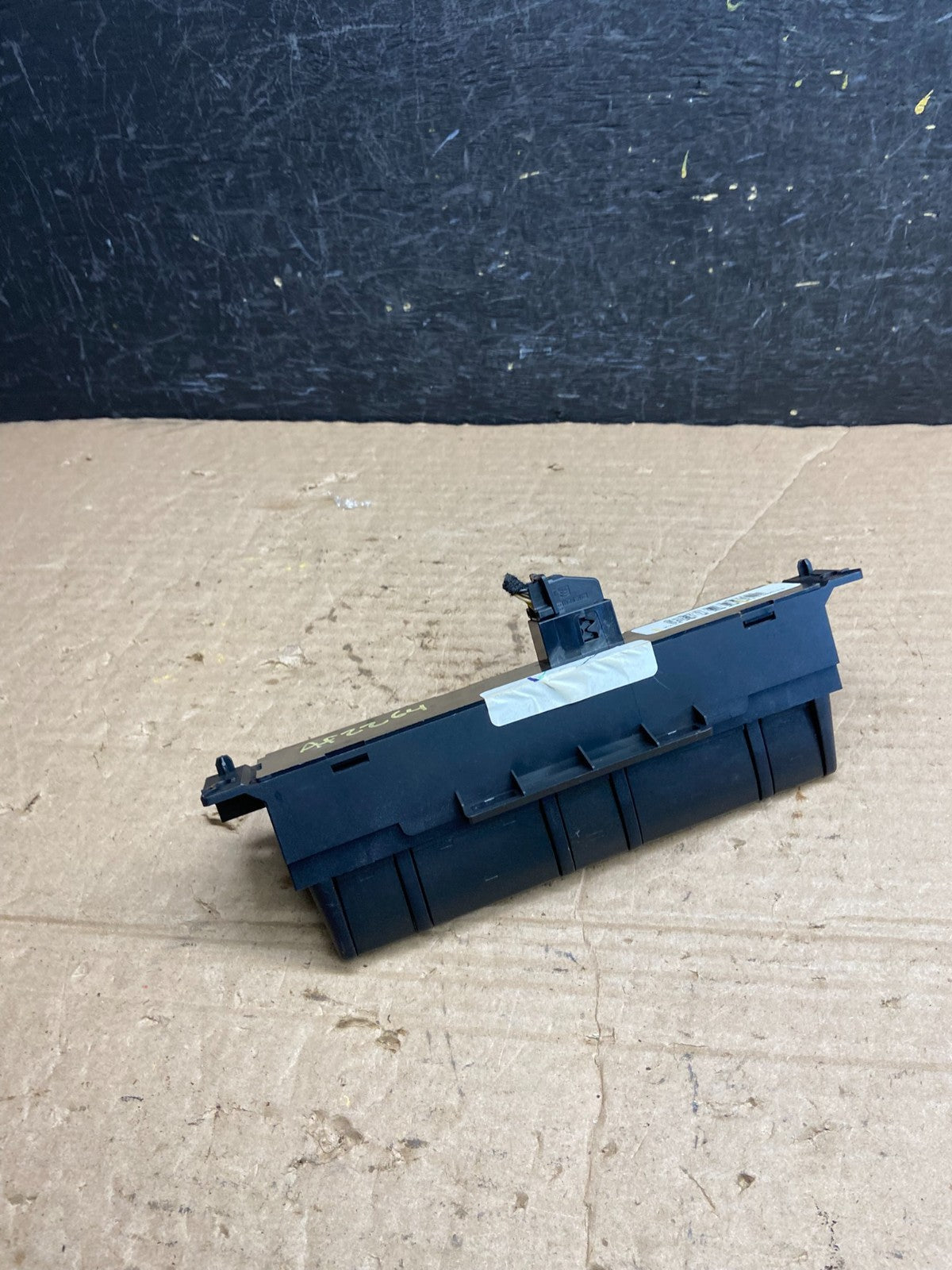 2015-2022 GMC Colorado Dash Traction Hazard Switch Control af2264 DG4