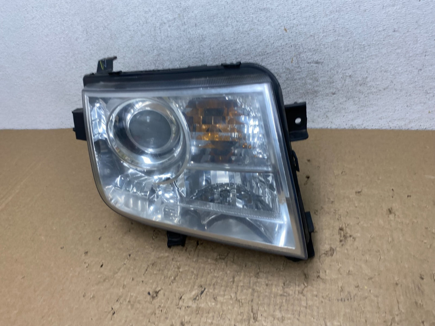 Halogen 2007 to 2010 Lincoln MKX Headlight Right Passenger Side AF8340 DW1