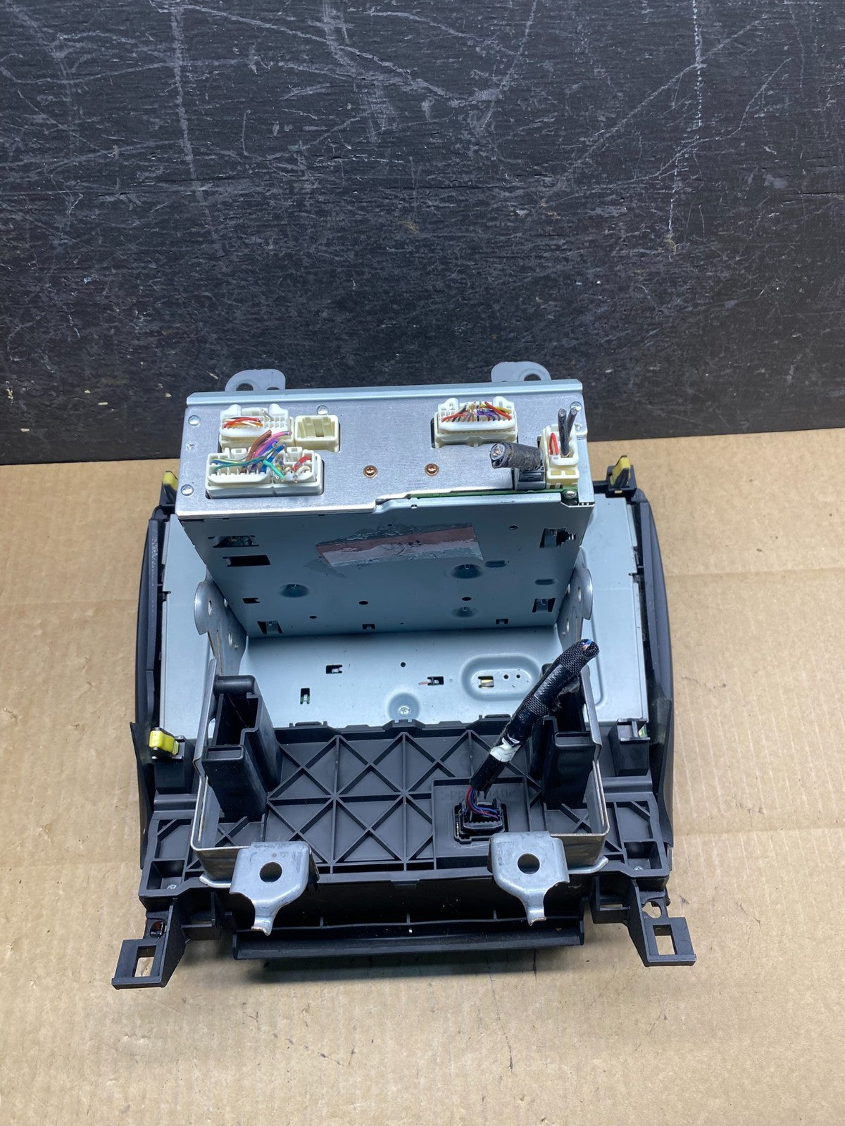 2015-2017 Toyota Camry Radio CD Navigation Screen Display AG7320 DG5