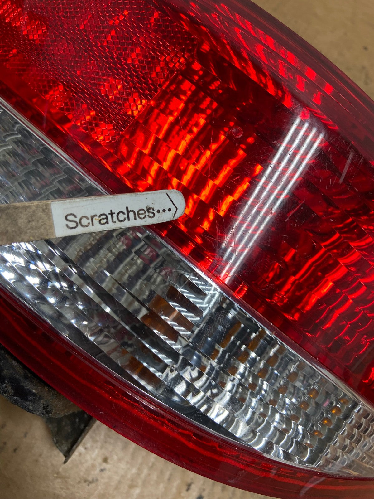2003 to 2004 Honda Accord Sedan Right Passenger Rh Side Tail light AE2739 LK3
