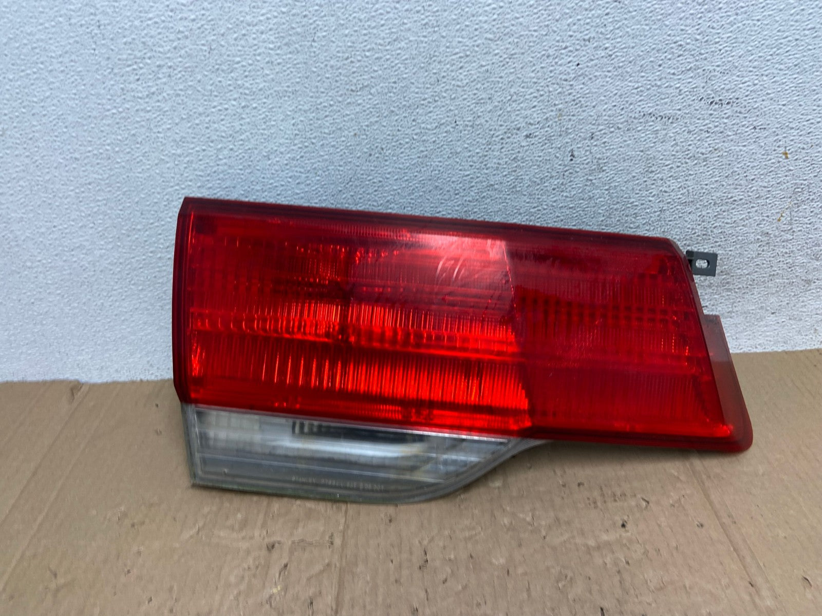 2008 to 2010 Honda Odyssey Left Driver LH Side Tail Light Inner AE9068 LK0