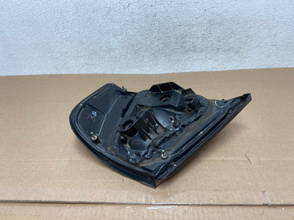 2000 to 2001 Nissan Altima Left Driver LH Side Tail Light AE4865 LK6