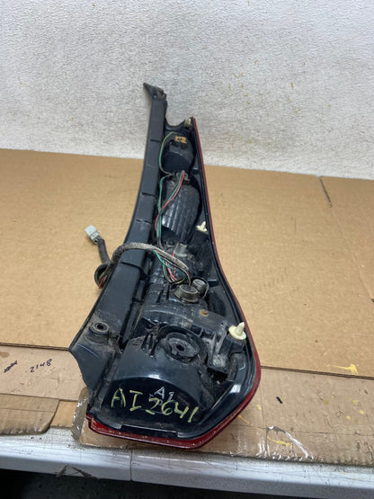 2005 to 2006 Honda Cr-v Crv Left Driver LH Tail Light AI2641 LK6