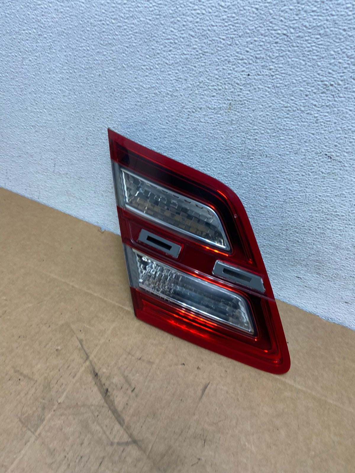 2013 to 2018 Ford Taurus Left Driver Lh Side Tail Light Inner AD5989 LK0