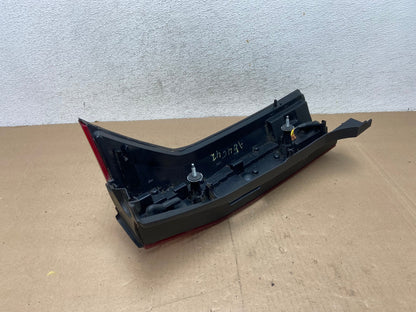 2004 to 2009 Cadillac Srx Left Driver LH Side Tail Light AG4642 LK6