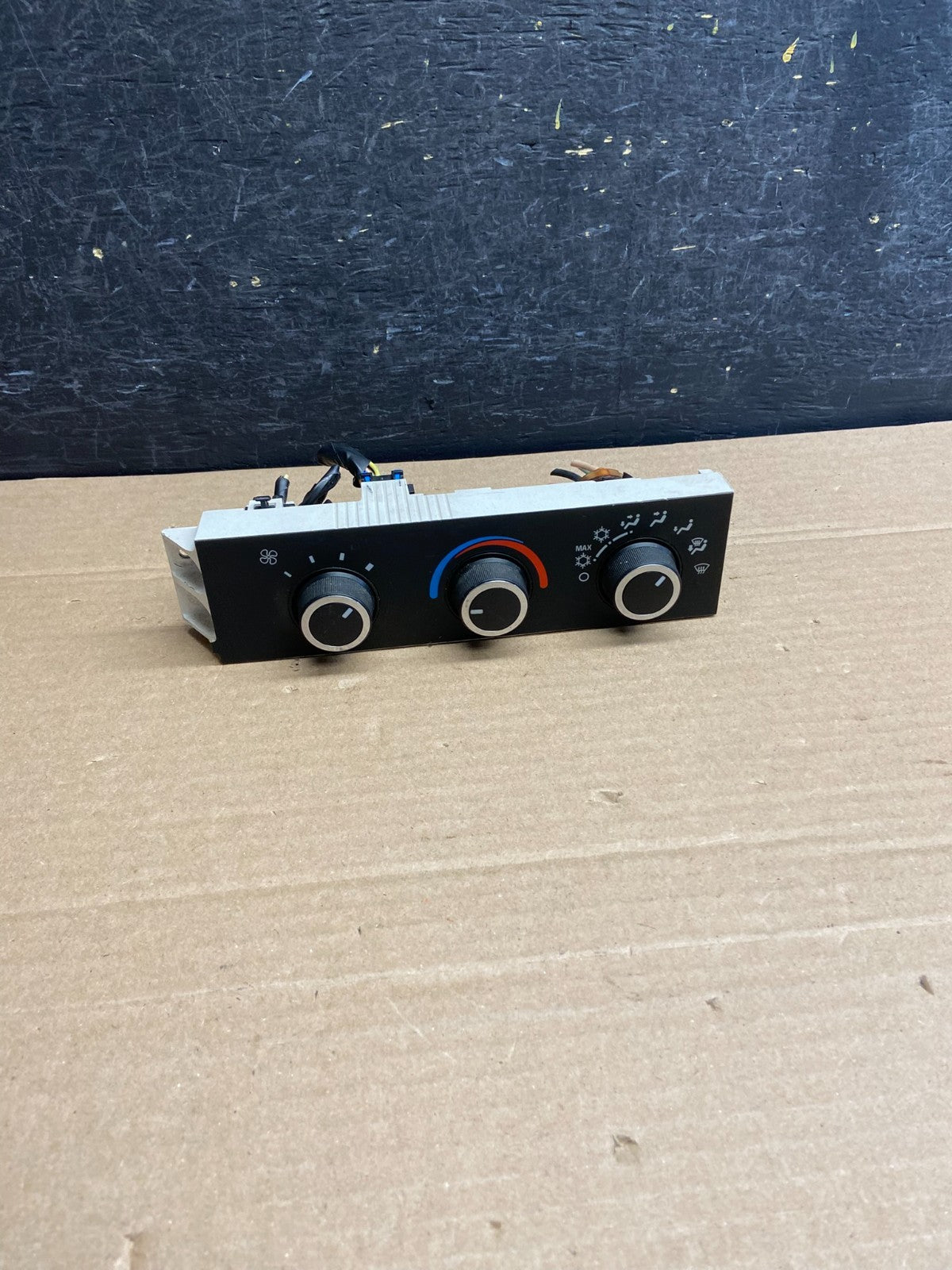 2008-2010 Chevrolet Express 1500 2500 3500 Climate Control Panel ag5098 DG0