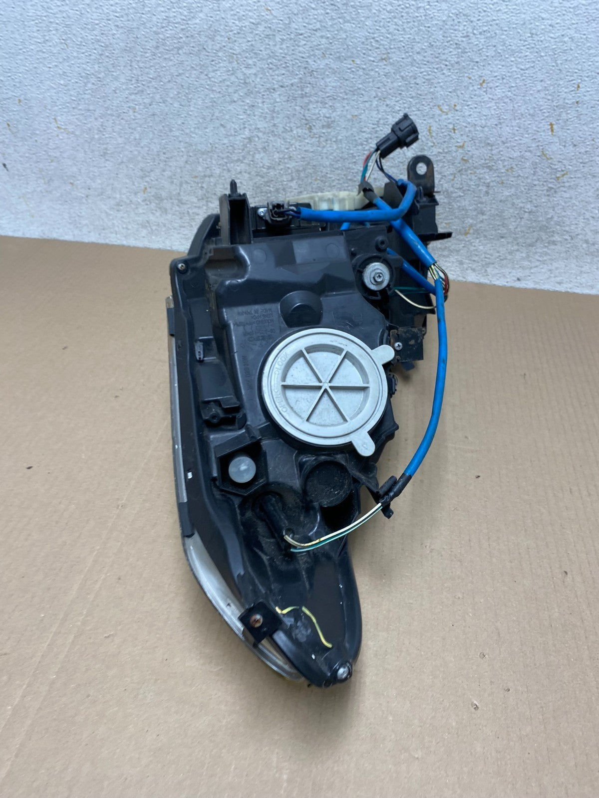 2010-2012 Infiniti G37 Right Passenger Side Xenon HID Headlight DEPO AJ2367 DW7