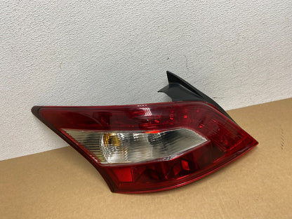 2009 2010 2011 Nissan Maxima Left Driver Lh Side Tail light AB9971 DW0