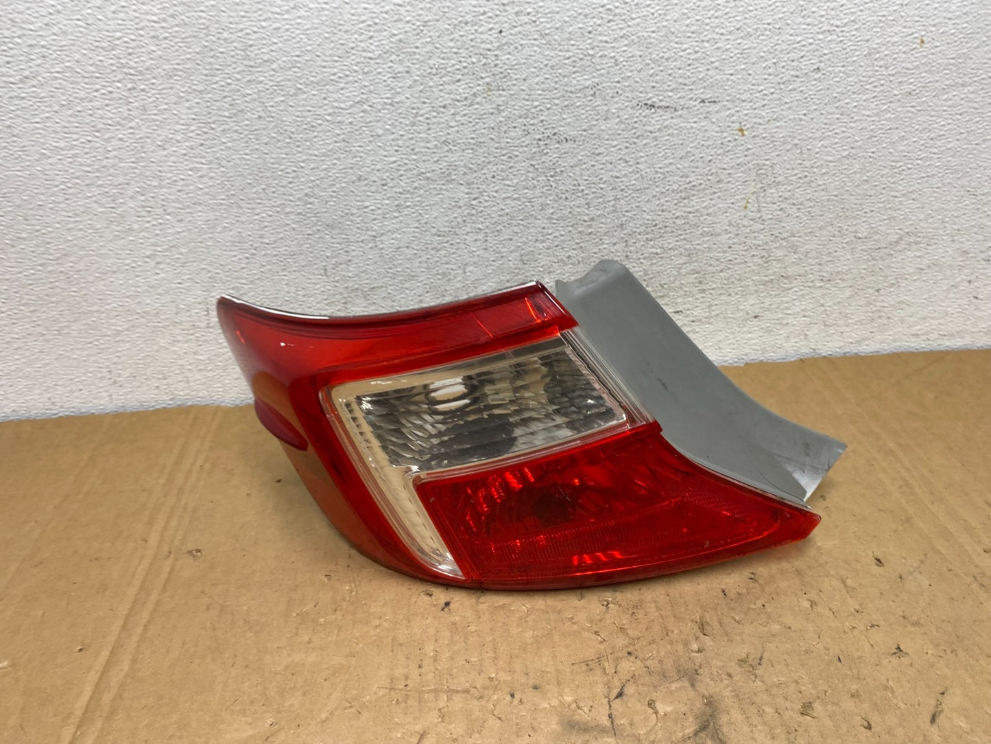 2012 2013 2014 Toyota Camry Left Driver LH Side Tail Light AD3050 DW0