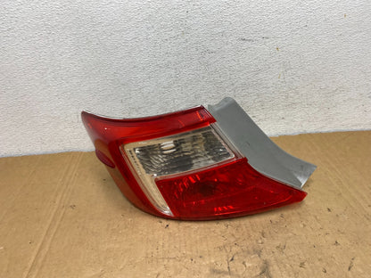 2012 2013 2014 Toyota Camry Left Driver LH Side Tail Light AD3050 DW0
