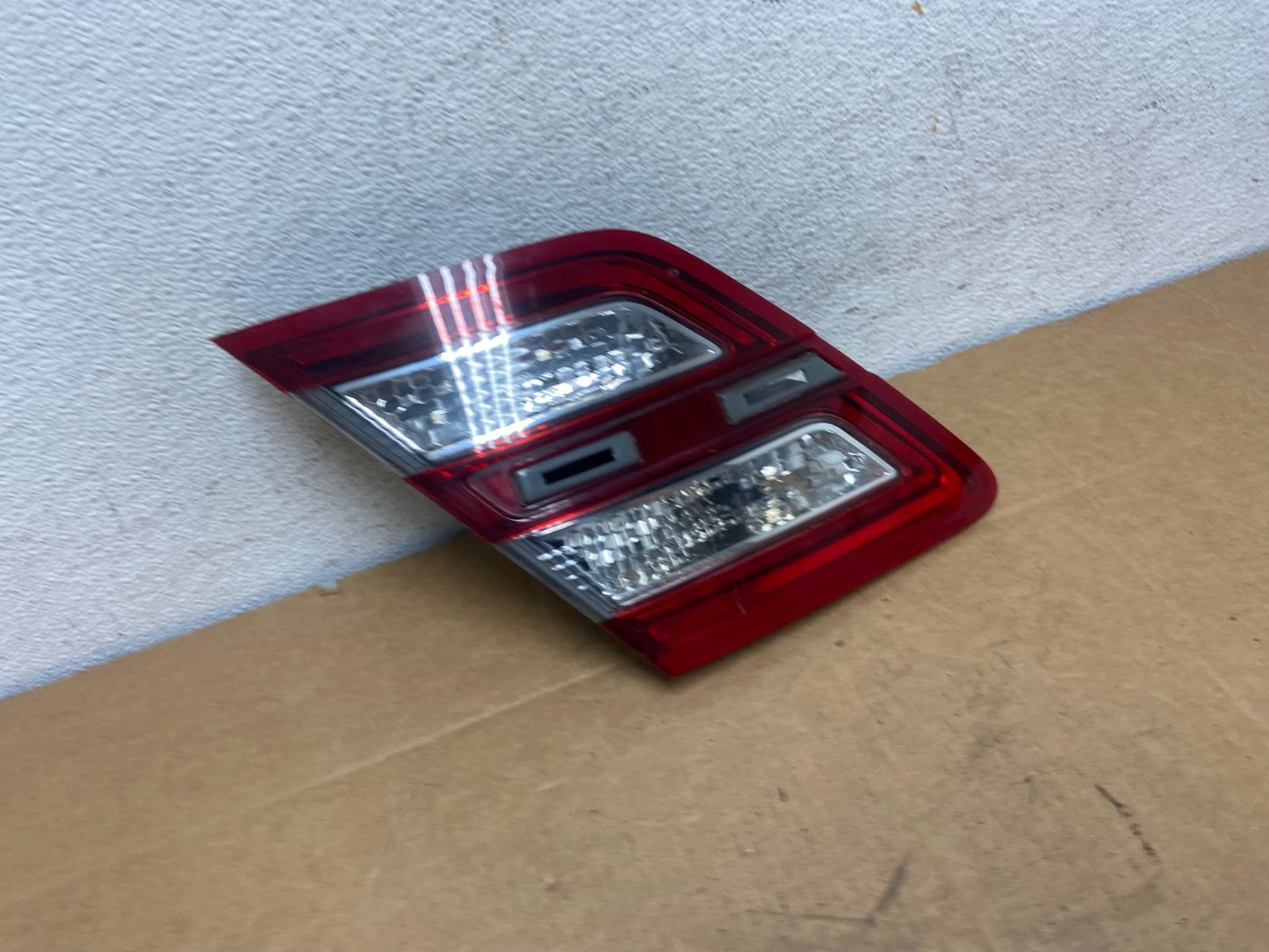 2013 to 2018 Ford Taurus Left Driver Lh Side Tail Light Inner AD5388 LK2