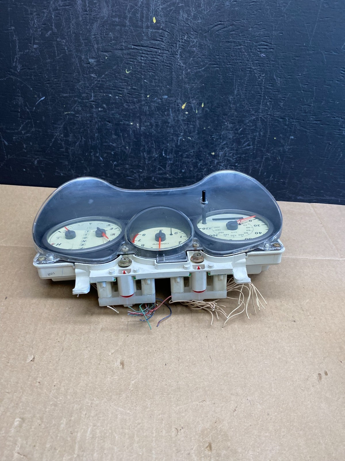 2001 2002 2003 Toyota Rav4 Speedometer Insrument Gauge Cluster Bezel AC6216 DG3
