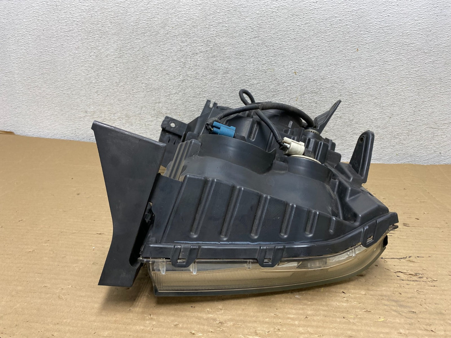 2009 2010 2011 Honda Pilot Left Driver LH Halogen Headlight AG9110 DW7