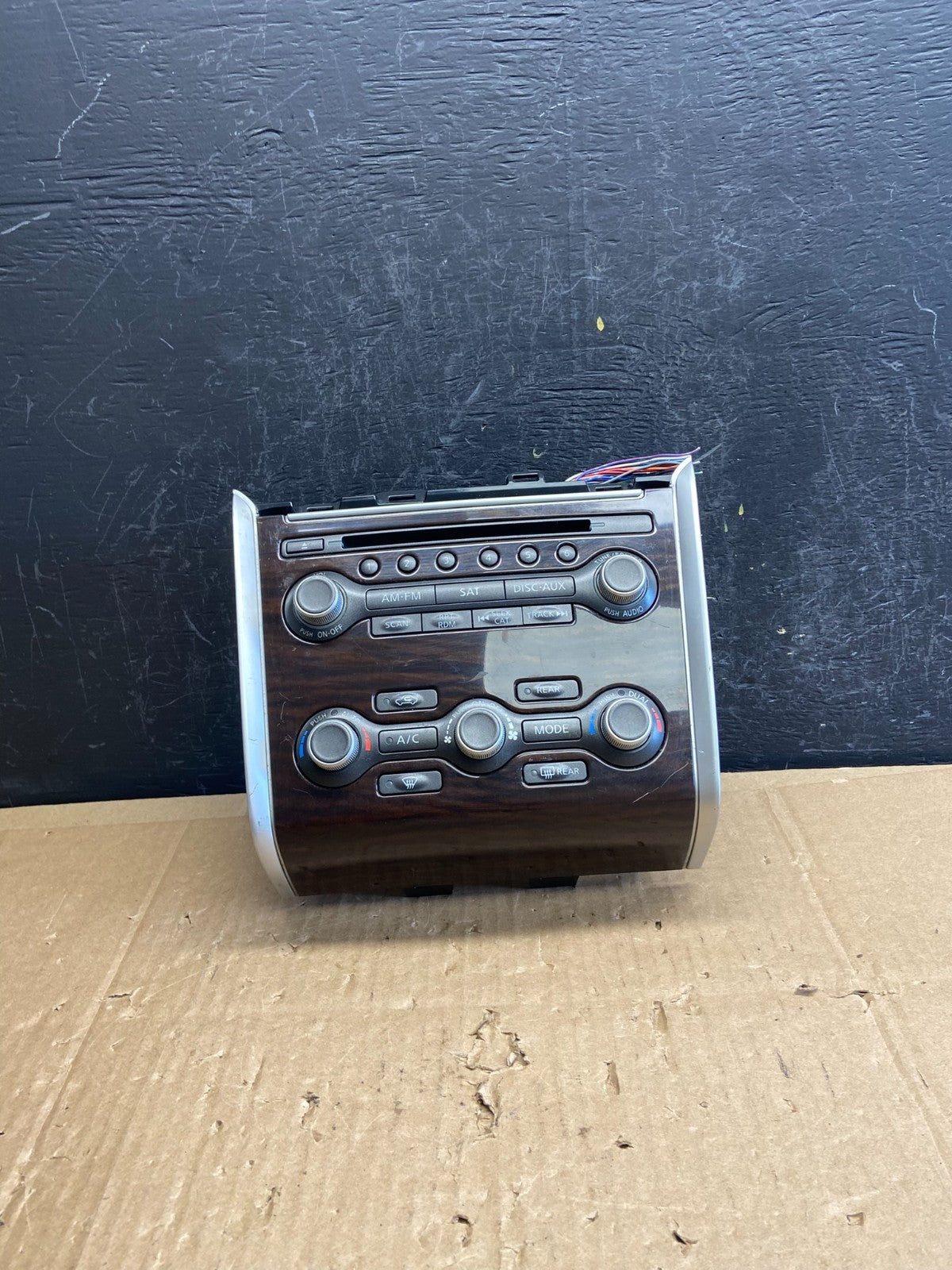 2013 to 2016 Nissan Pathfinder Radio Temperature Climate Control AD2288 DG0