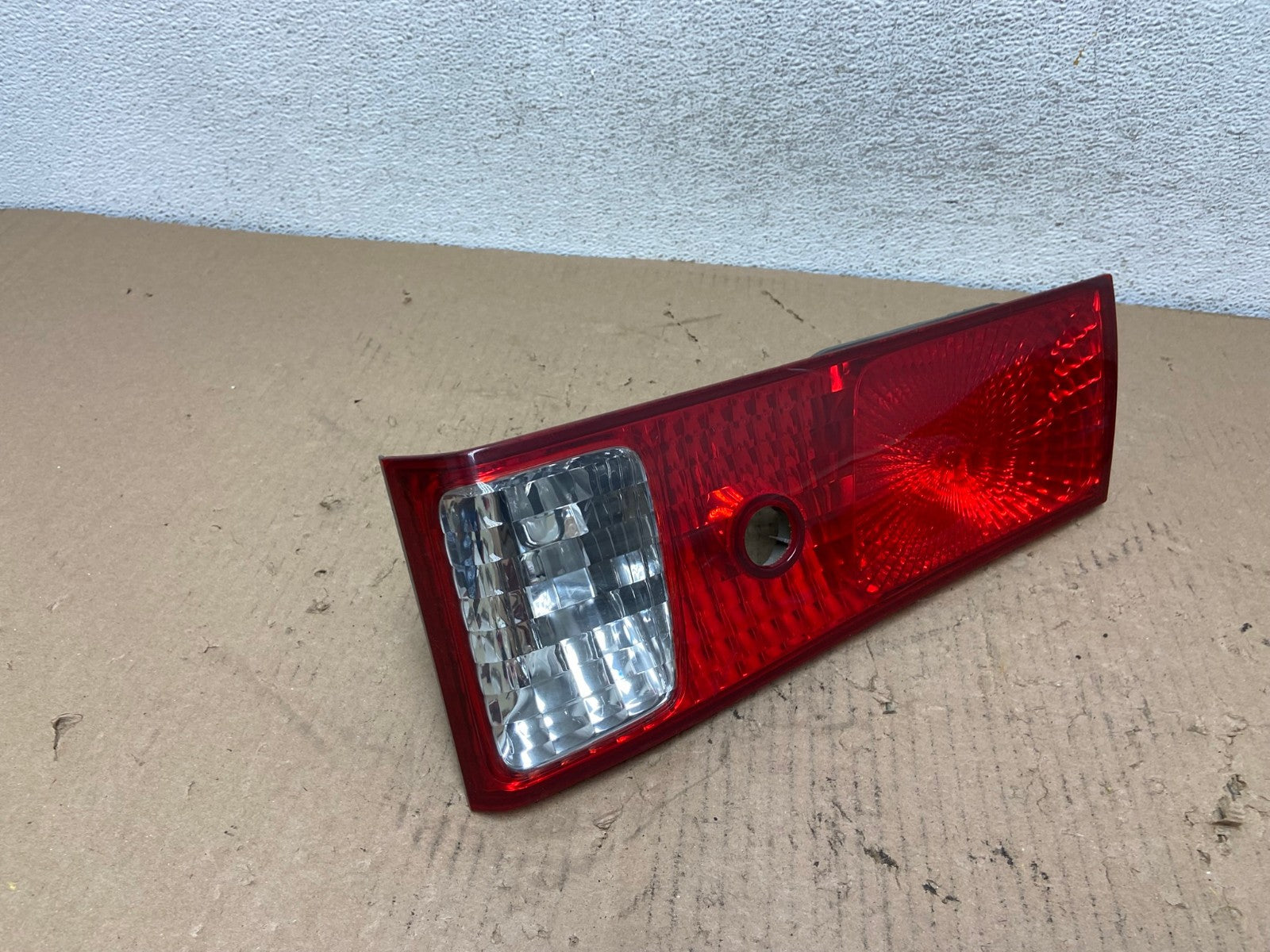 2000-2001 Toyota Camry Tail Light Right Passenger Rh Side Inner AF3258 LK2