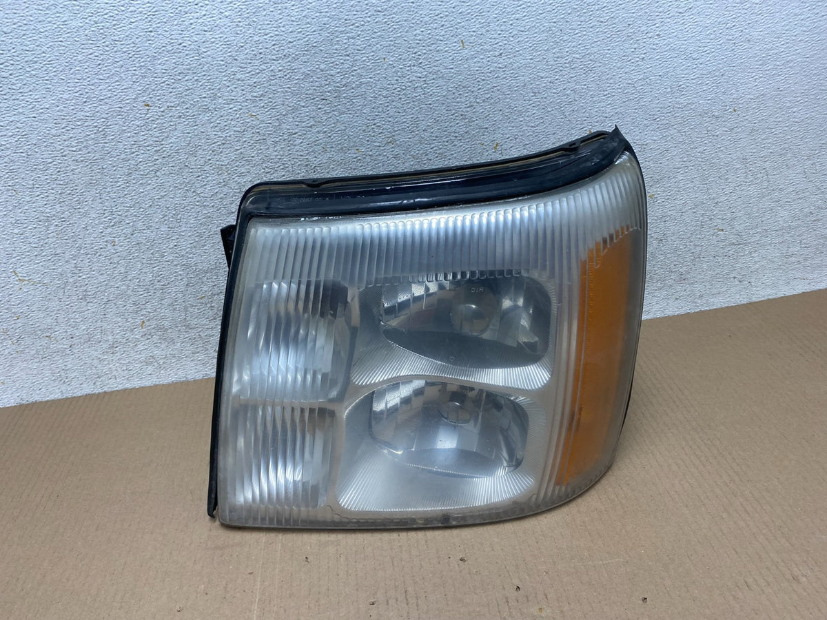 2002 to 2006 Cadillac Escalade Left Driver Lh Xenon HID Headlight AJ2359 DW0