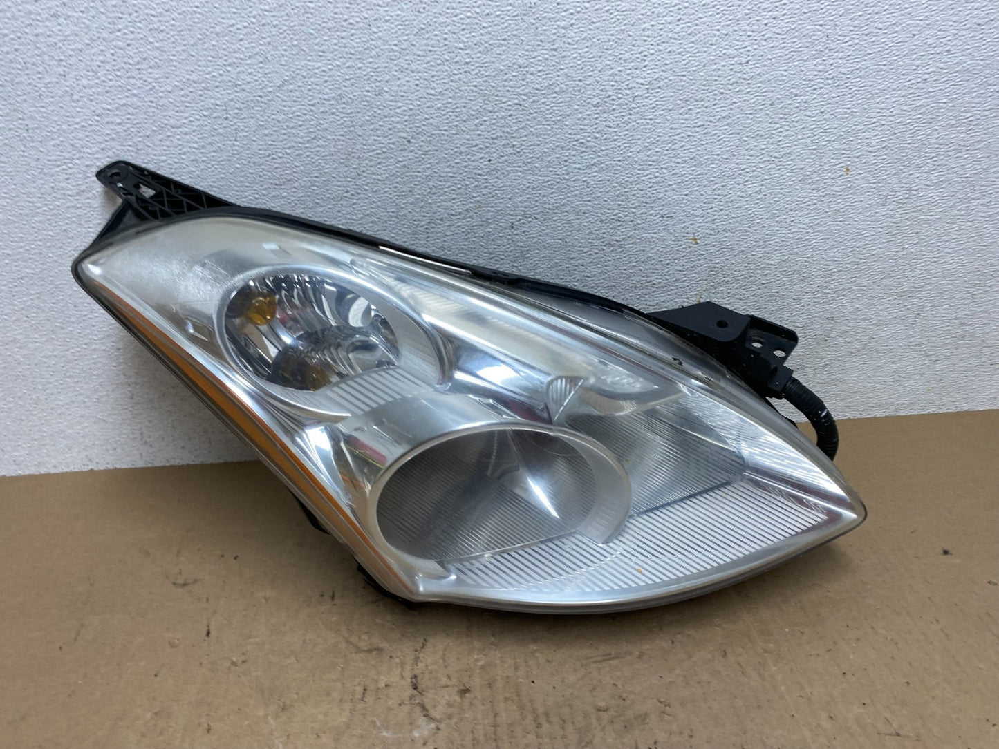 Sedan 2010 2011 2012 Nissan Altima Headlight Right Passenger Rh AE6503 DW0