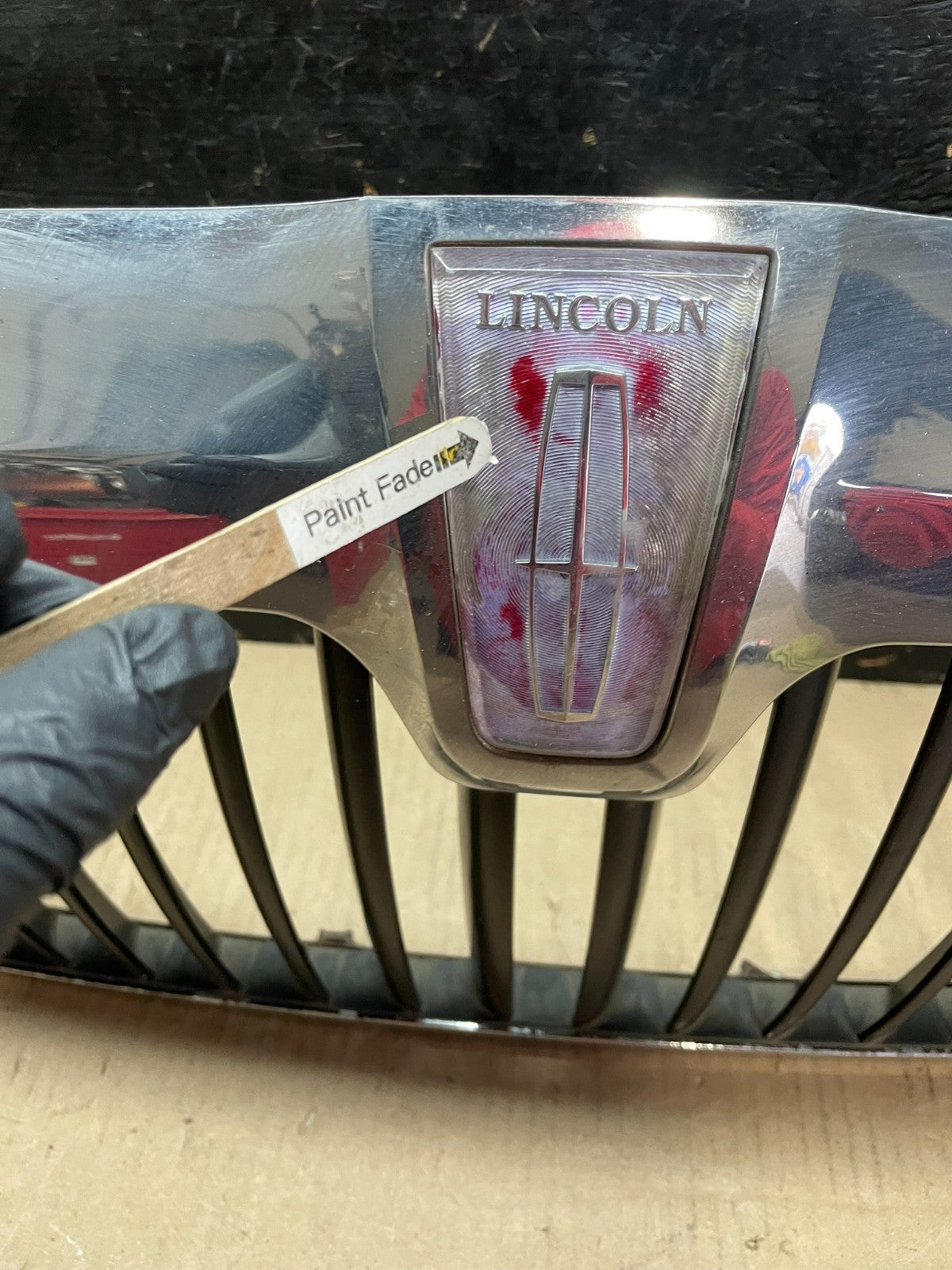 1998 to 2002 Lincoln Navigator Front Upper Grill Grille U7510 DG3