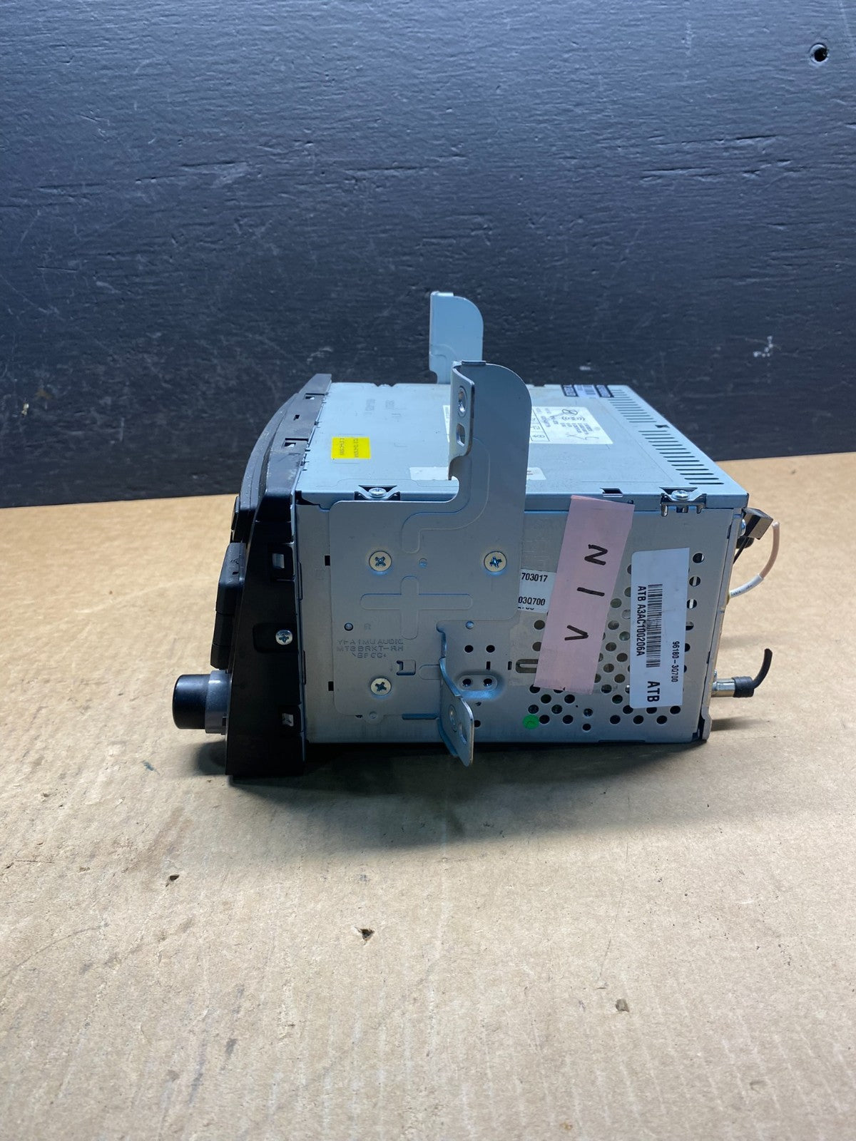 2011 to 2012 Hyundai Sonata Am Fm Cd Player Radio Receiver AC6969 DG1
