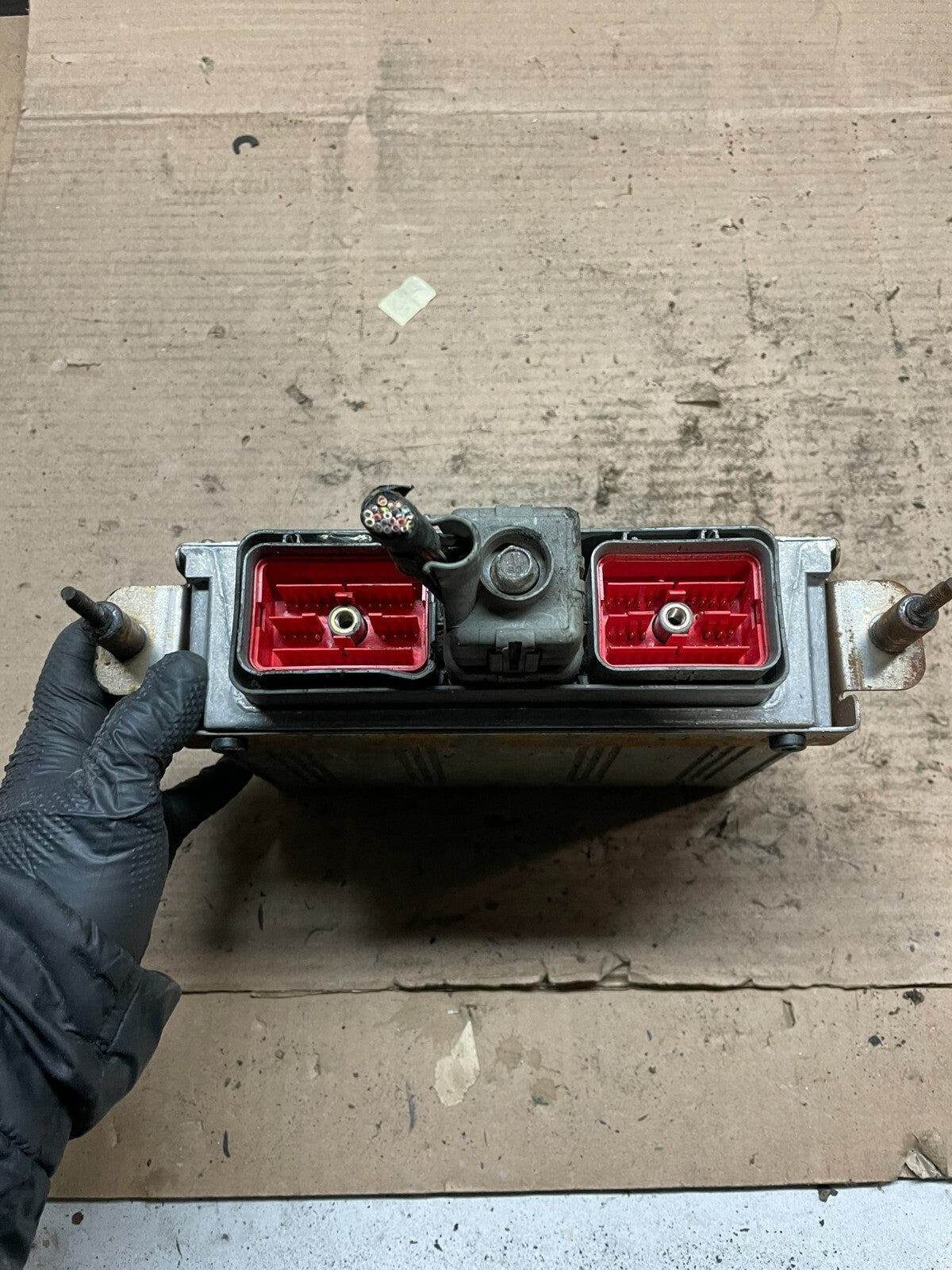 2003 Ford Explorer 4.0L Engine Control Computer 3L2A-12A650-XD G8046 DG11