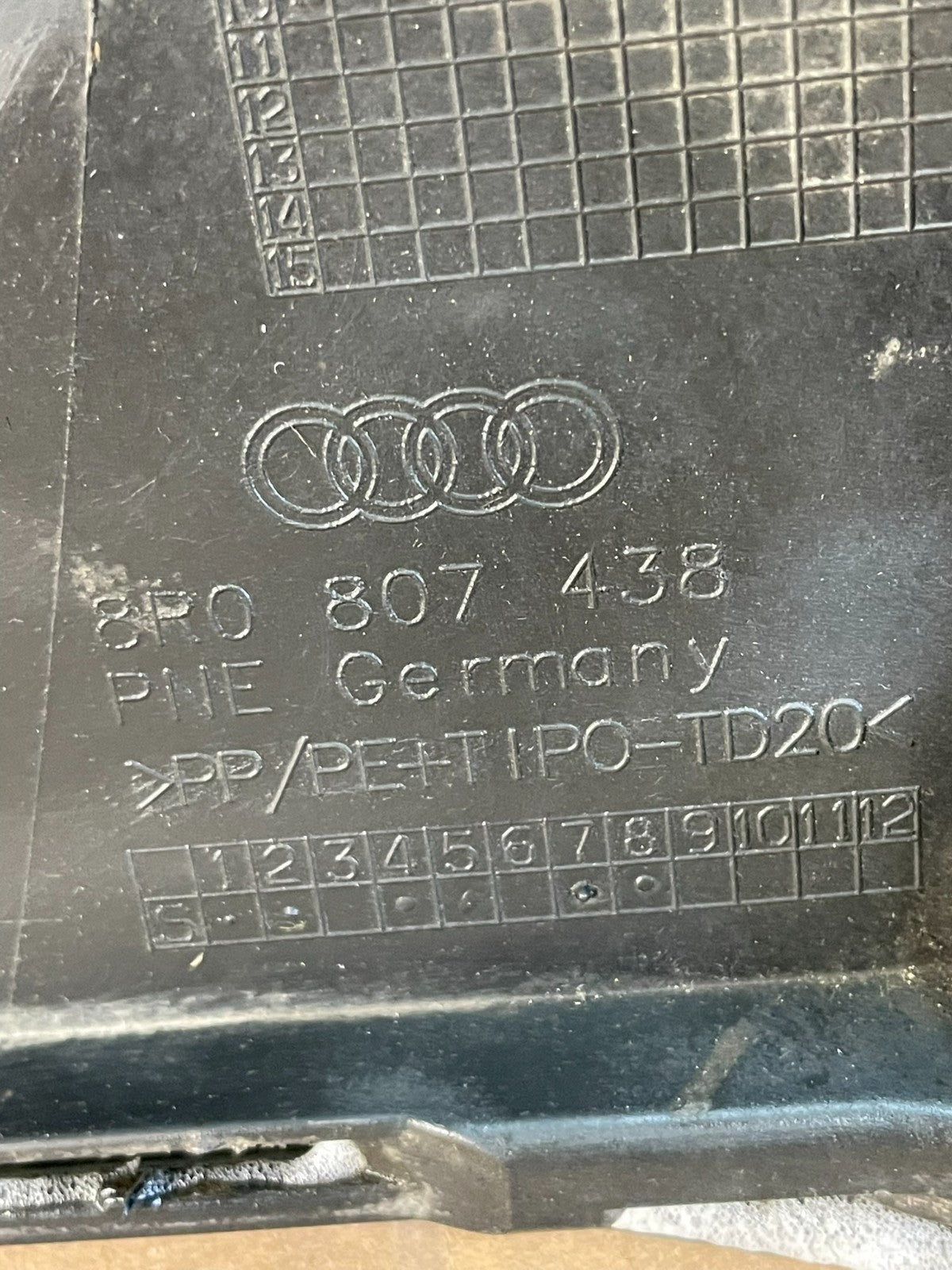 2009 to 2012 Audi Q5 Front Right Passenger RH Bumper Cover ad8289 DG4