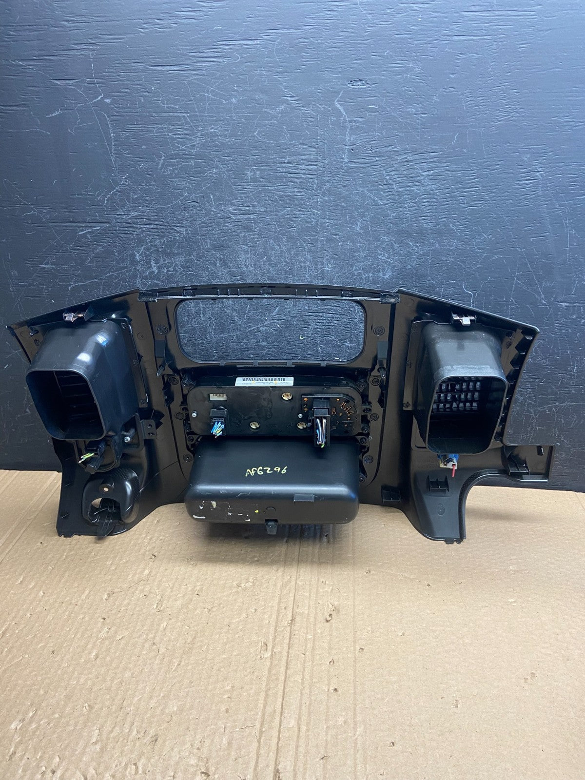 2002 to 2005 Dodge Ram Radio Climate Control Dash Air Vent Bezel Trim AF6296 DG3