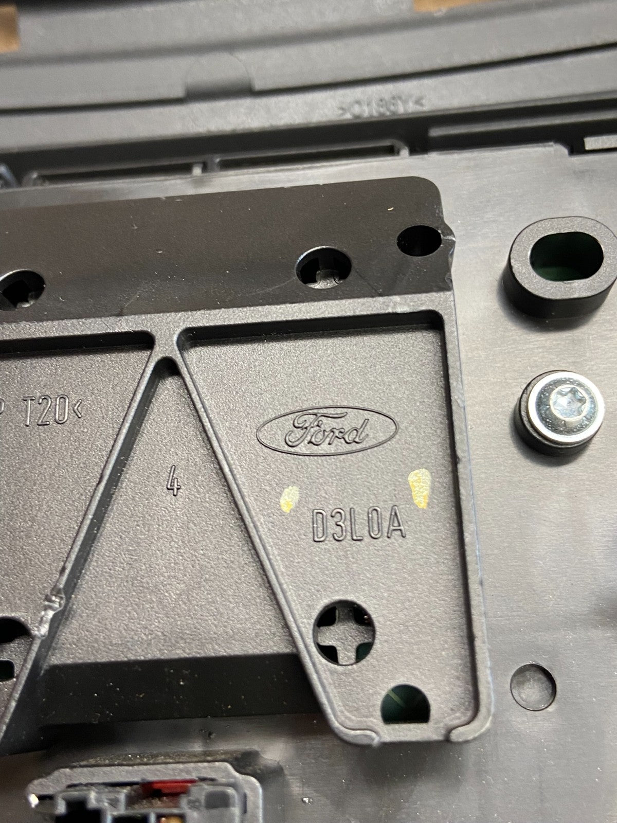 2013 2014 2015 2016 Ford Escape Dash Radio Control Panel Bezel af1974 DG4