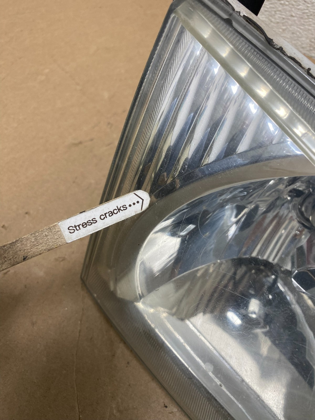 2001 2002 2003 Toyota Sienna Right Passenger Rh Side Headlight Halogen P8167 DW6