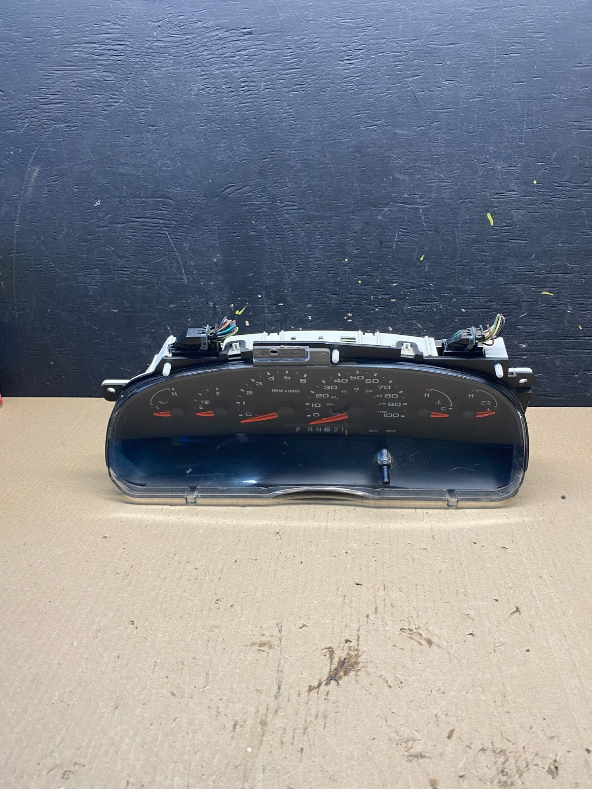 2004 2005 Ford Explorer Speedometer Cluster Gauge Oem q6997 DG0