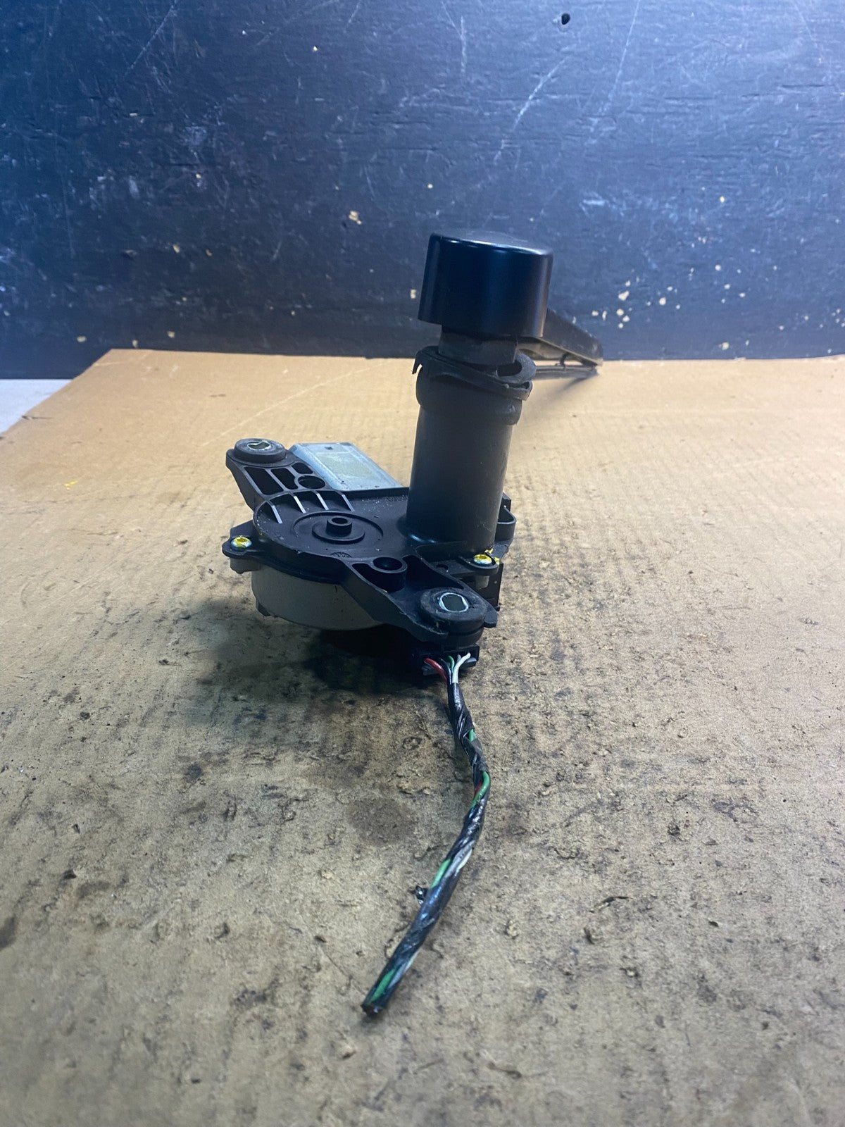 2008-2017 GMC Acadia Enclave Tailgate Back Door Rear Wiper Motor Wiper Z2445 DG1