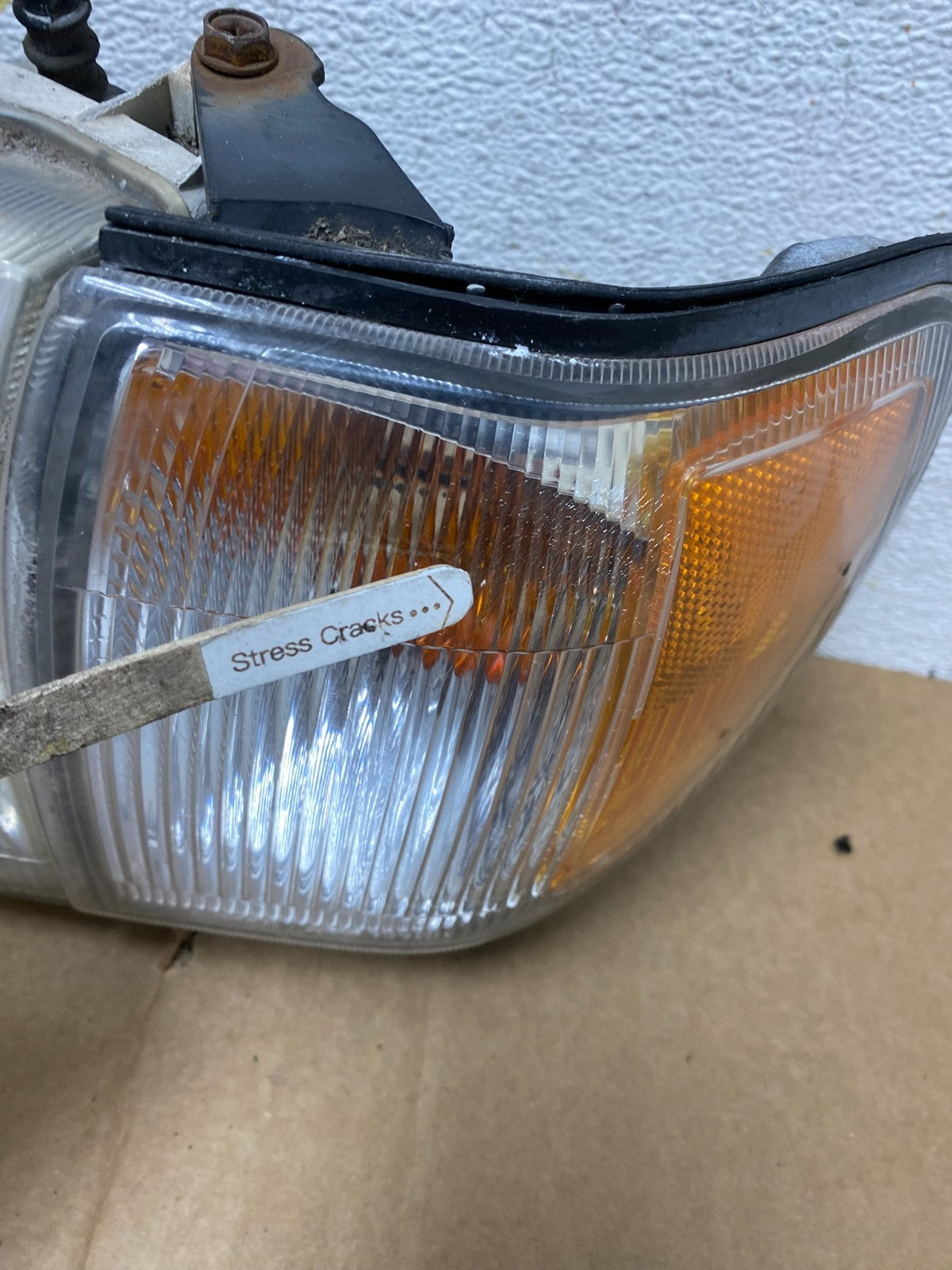1999-2004 Nissan Pathfinder Left+Right Side Set Halogen Headlights AI2646 DW5