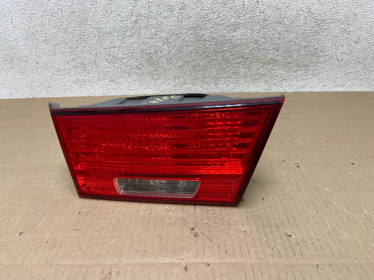 2009 to 2010 Hyundai Sonata Right Passenger Side Inner Tail Light ai2156 DG0